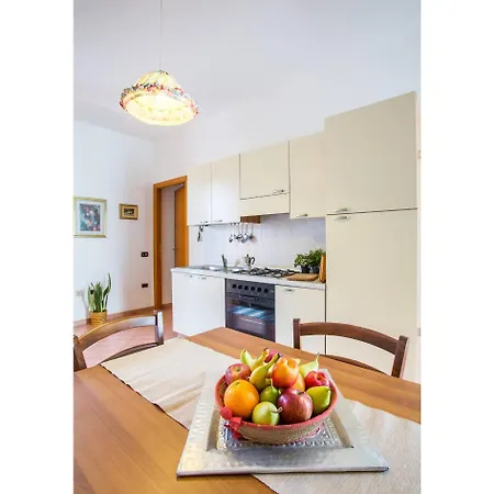 Apartment Sun House 2 *